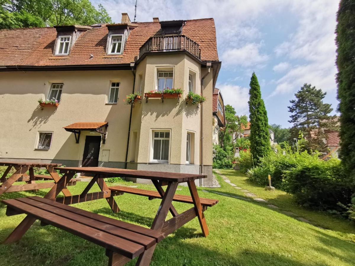 Pension Family Karlsbad Exterior foto