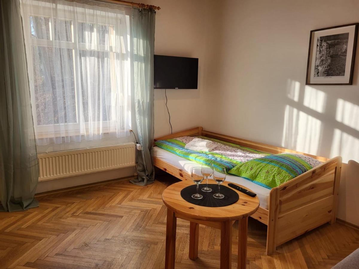 Pension Family Karlsbad Exterior foto