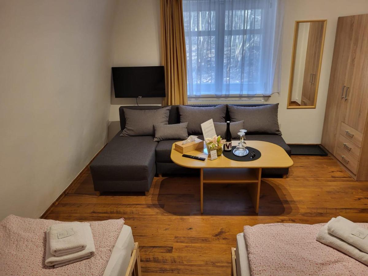 Pension Family Karlsbad Exterior foto